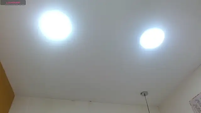 Snapshot of DmitriSanders chatting on March 1, 11:47 pm DmitriSanders online show from March 1, 11:47 pm