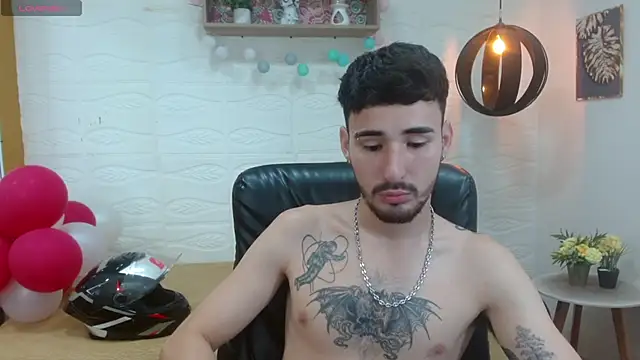 Snapshot of DmitriSanders chatting on March 8, 2:51 pm DmitriSanders online show from March 8, 2:51 pm