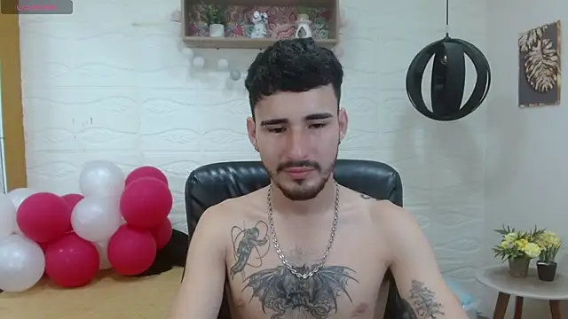 Snapshot of DmitriSanders chatting on March 11, 7:36 pm DmitriSanders online show from March 11, 7:36 pm