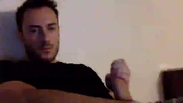 Snapshot of mainnrd chatting on January 26, 10:35 pm mainnrd online show from January 26, 10:35 pm