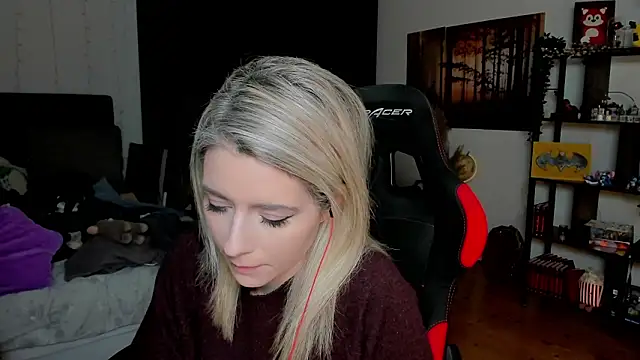 Lisaonthemoon online show from February 20, 3:01 pm