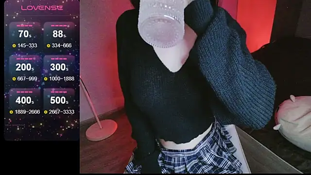 Snapshot of _Viviann_ chatting on March 10, 4:25 pm  Viviann  online show from March 10, 4:25 pm