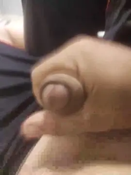 Snapshot of dredre1069 chatting on March 10, 2:05 am dredre1069 online show from March 10, 2:05 am