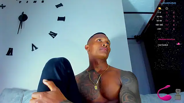 esteveen ortegas  online show from December 20, 7:55 am