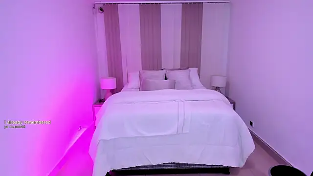 Leah Grey online show from November 13, 11:31 am