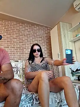 Snapshot of -Pupsiki- chatting on September 22, 5:42 am -Pupsiki- online show from September 22, 5:42 am