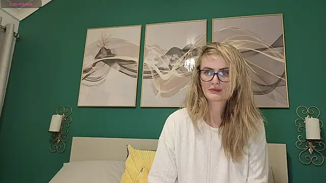 Snapshot of hotjessyca chatting on January 16, 5:33 am hotjessyca online show from January 16, 5:33 am