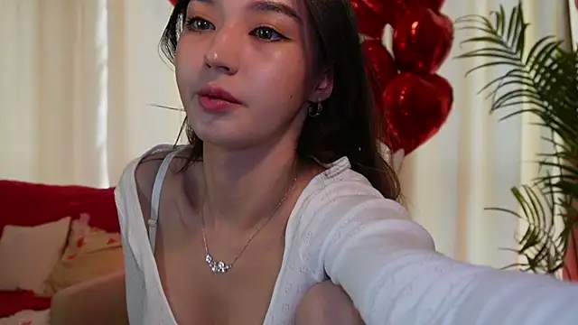 Sarasuo1 online show from February 15, 10:22 am