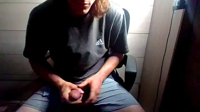 Snapshot of Dogz_n_daugthers chatting on May 16, 10:47 am Dogz n daugthers online show from May 16, 10:47 am