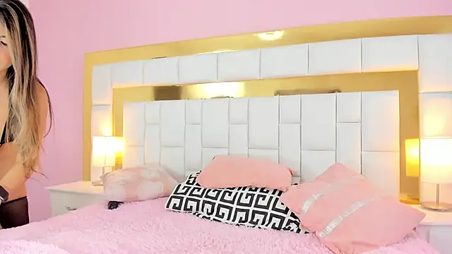 vanesa manson online show from March 4, 3:26 pm