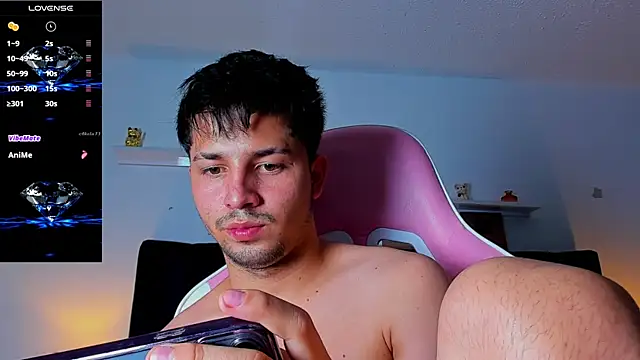 Issac james  online show from October 19, 4:57 am