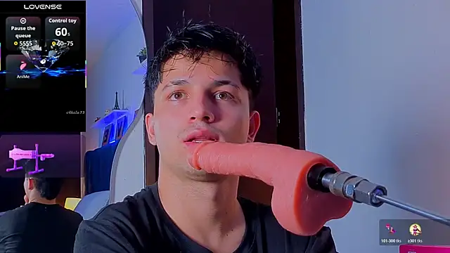 Issac james  online show from November 8, 4:23 am