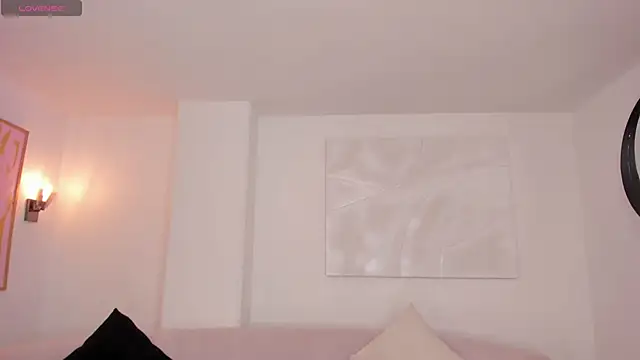 PaulinaSantos  online show from December 16, 7:08 pm