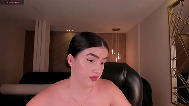 Snapshot of PaulinaSantos_ chatting on July 15, 8:14 pm PaulinaSantos online show from July 15, 8:14 pm