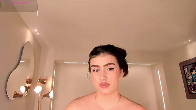 Snapshot of PaulinaSantos_ chatting on July 20, 7:49 pm PaulinaSantos online show from July 20, 7:49 pm