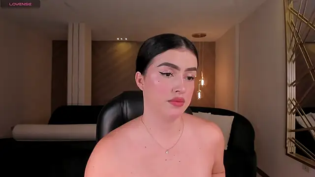 Snapshot of PaulinaSantos_ chatting on July 22, 7:49 pm PaulinaSantos online show from July 22, 7:49 pm