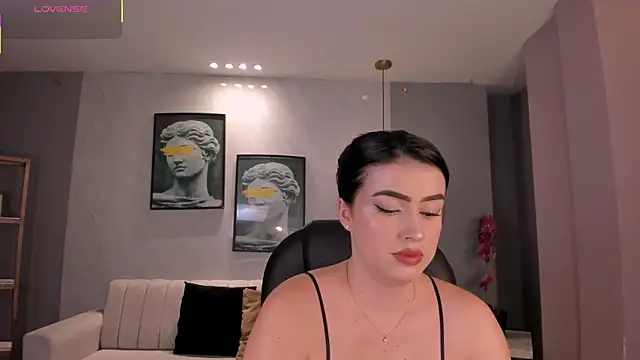 Snapshot of PaulinaSantos_ chatting on July 24, 8:18 pm PaulinaSantos online show from July 24, 8:18 pm