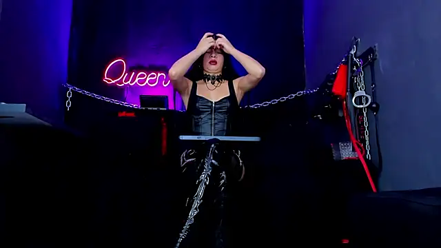 AshleyStones online show from March 31, 7:14 pm