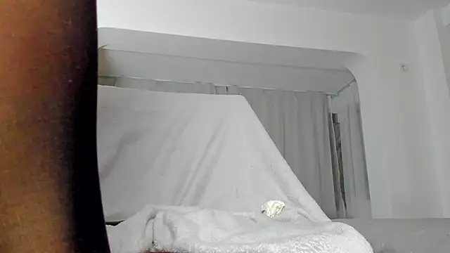 Fancy Jenn online show from December 11, 1:05 am