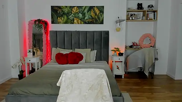 Snapshot of Fancy_Jenn chatting on January 18, 11:52 pm Fancy Jenn online show from January 18, 11:52 pm