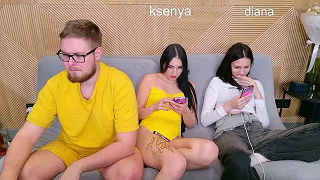 Ksenny online show from February 15, 6:15 pm