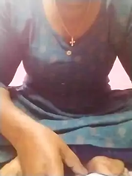 Snapshot of Tamilpriya46 chatting on January 28, 5:22 am Tamilpriya46 online show from January 28, 5:22 am
