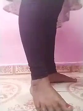 Snapshot of Tamilpriya46 chatting on February 8, 7:04 am Tamilpriya46 online show from February 8, 7:04 am