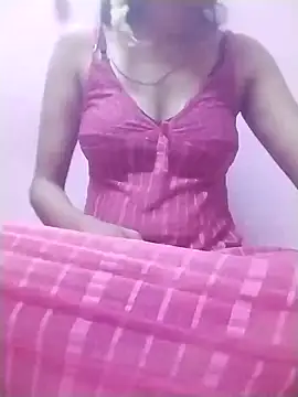Snapshot of Tamilpriya46 chatting on February 21, 6:15 pm Tamilpriya46 online show from February 21, 6:15 pm