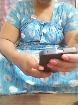 Snapshot of Tamilpriya46 chatting on September 12, 4:18 pm Tamilpriya46 online show from September 12, 4:18 pm