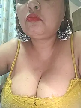 Snapshot of Dianaa9 chatting on October 6, 6:27 pm Dianaa9 online show from October 6, 6:27 pm