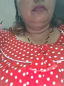 Snapshot of Dianaa9 chatting on July 10, 2:05 am Dianaa9 online show from July 10, 2:05 am