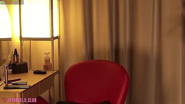 SophieCharm online show from April 15, 3:57 am