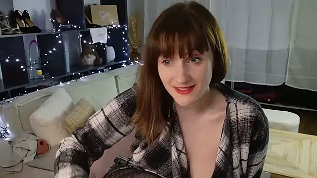 victoirenextdoor online show from February 1, 2:59 pm