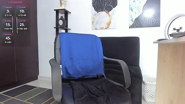 Snapshot of Alex_sc_ chatting on March 21, 3:22 am Alex sc online show from March 21, 3:22 am