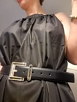 SweetMonicaUK online show from January 15, 9:45 am