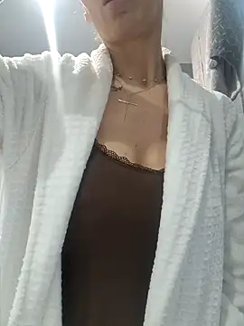 SweetMonicaUK online show from January 22, 8:40 am