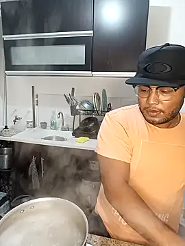 dave banks online show from January 8, 1:32 am