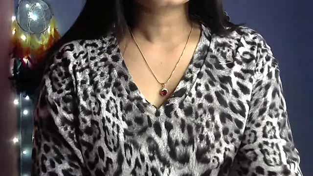 Snapshot of Black_cat_cutie chatting on December 13, 5:38 am Black cat cutie online show from December 13, 5:38 am