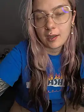 mamiedonuts online show from July 8, 6:07 am