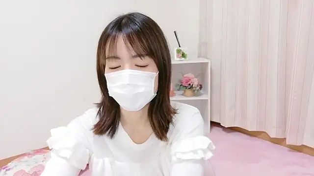 Snapshot of QoMeioQ chatting on November 25, 10:15 am QoMeioQ online show from November 25, 10:15 am