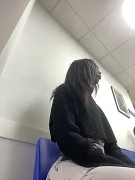 tamarabigass1 online show from March 7, 7:52 am