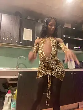 tamarabigass1 online show from March 15, 8:21 pm