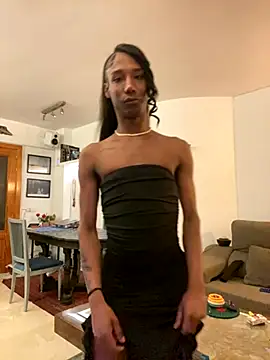 Snapshot of tamarabigass1 chatting on December 4, 8:28 pm tamarabigass1 online show from December 4, 8:28 pm