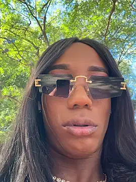 Snapshot of tamarabigass1 chatting on February 6, 11:24 am tamarabigass1 online show from February 6, 11:24 am