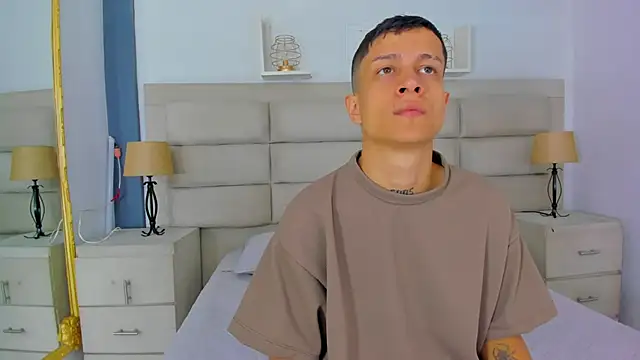 Snapshot of AgarEvans chatting on November 29, 4:04 am AgarEvans online show from November 29, 4:04 am