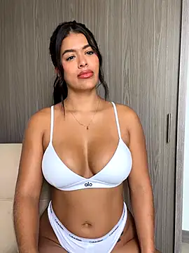 MelissaWaltton online show from November 28, 3:25 pm