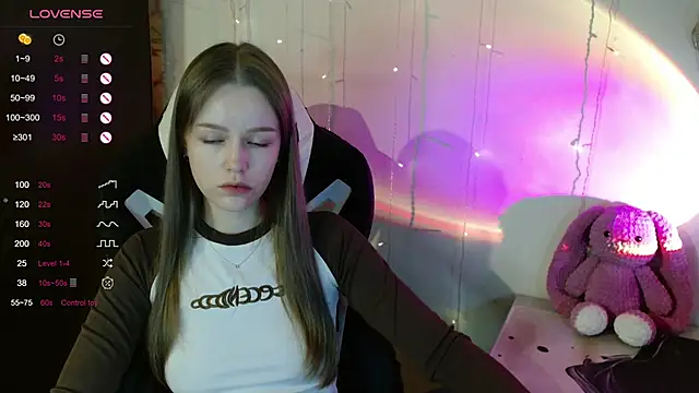 Snapshot of amelia_sweeti chatting on January 17, 8:23 pm amelia sweeti online show from January 17, 8:23 pm