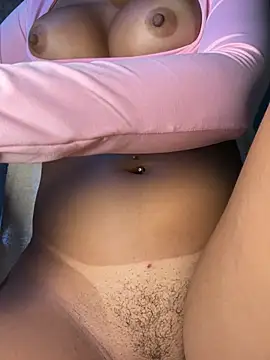 Francielediass online show from April 23, 1:18 am