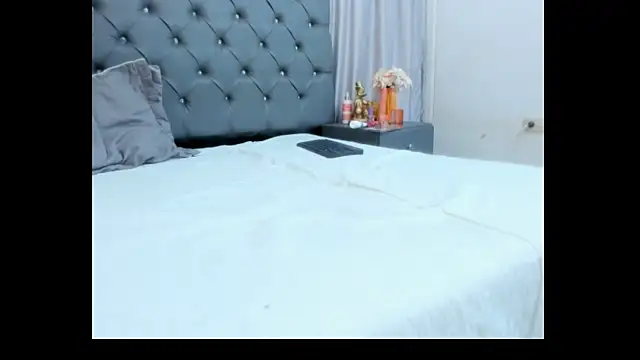 Snapshot of mariiana_murillo01 chatting on January 5, 8:22 am mariiana murillo01 online show from January 5, 8:22 am