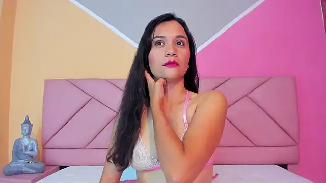 Snapshot of mariiana_murillo01 chatting on February 8, 4:36 am mariiana murillo01 online show from February 8, 4:36 am